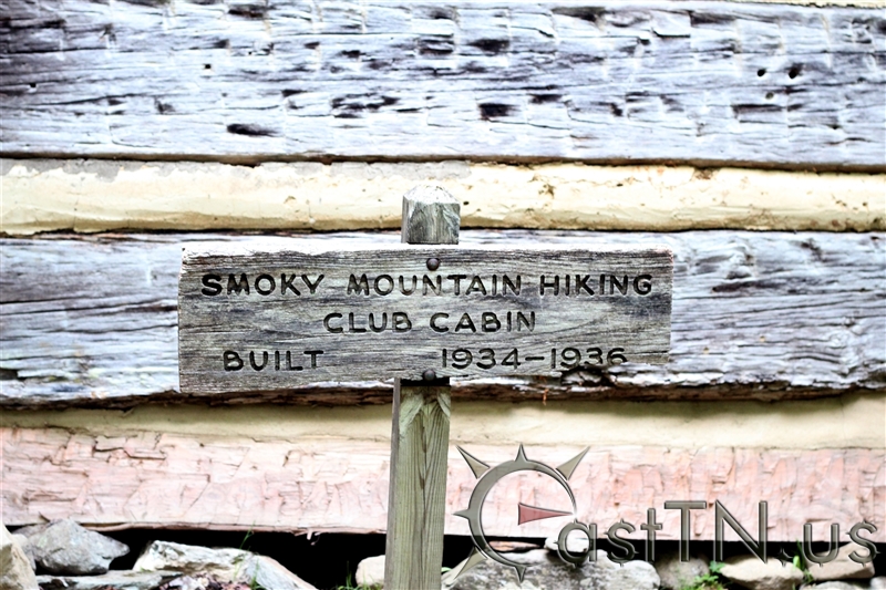 Porters Creek Trail